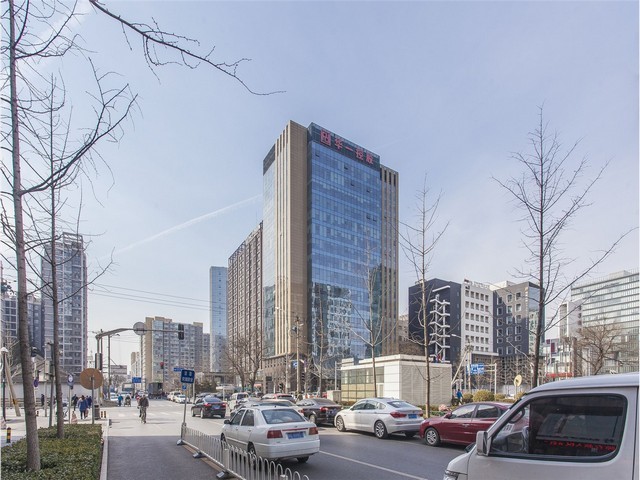 酒店液晶显示屏品牌